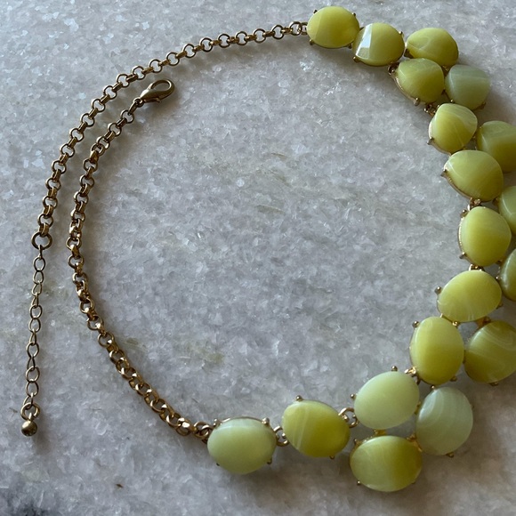 Lime green Apron Necklace - Picture 2 of 5